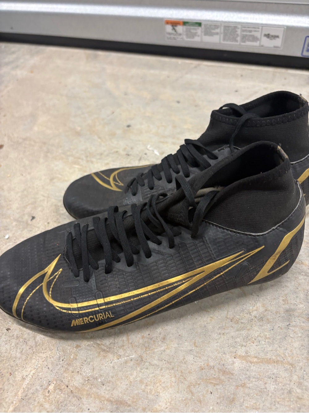 Nike Mercurial Superfly Black And Gold Soccer Clears 5 1/2 Men’s Good Condition